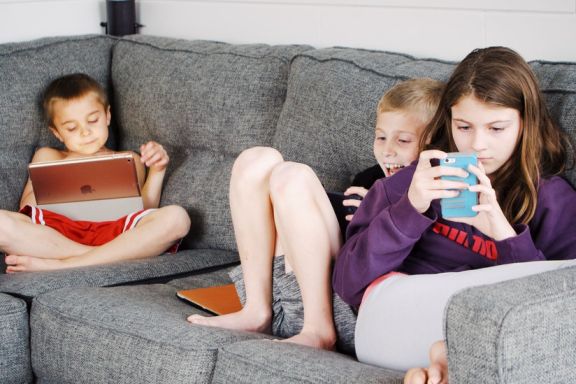anak kecanduan gadget