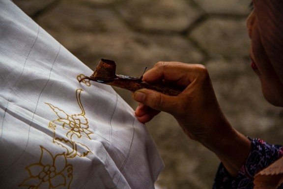 hari-batik